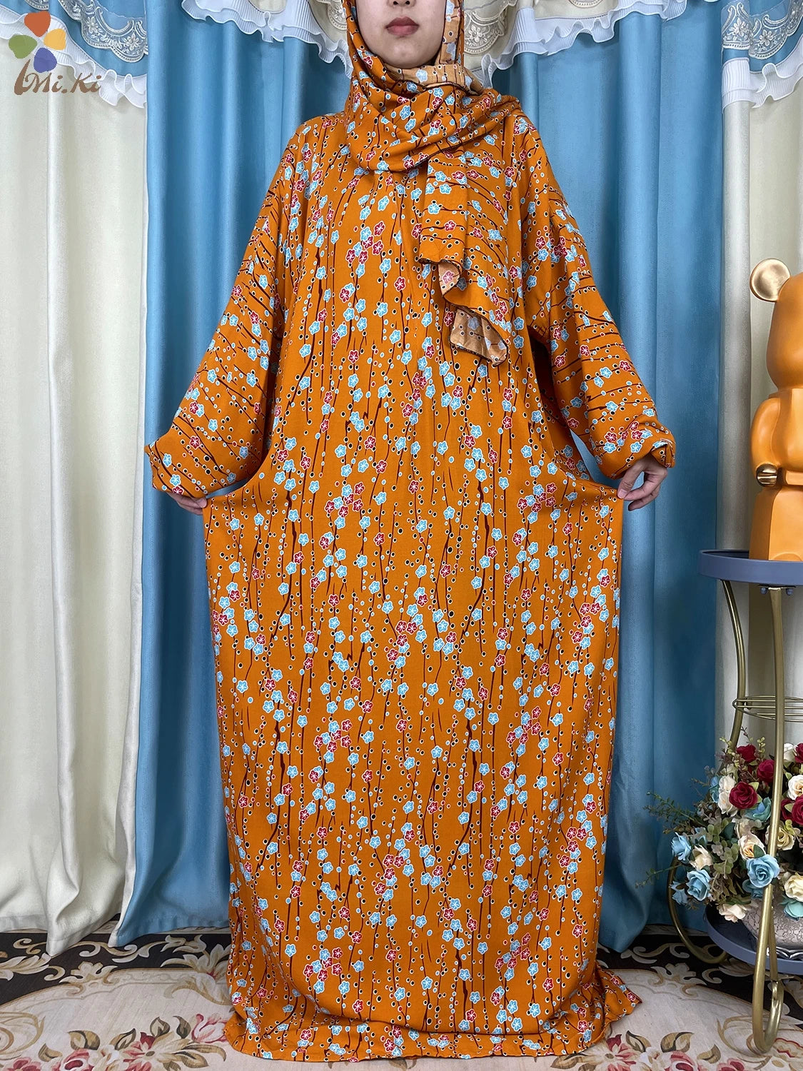 African Muslim Women's Hooded Abaya – Cotton Kaftan with Hijab & Floral Print Robe for Prayer and Everyday Wear