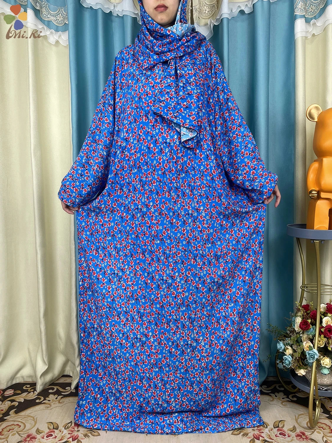 African Muslim Women's Hooded Abaya – Cotton Kaftan with Hijab & Floral Print Robe for Prayer and Everyday Wear